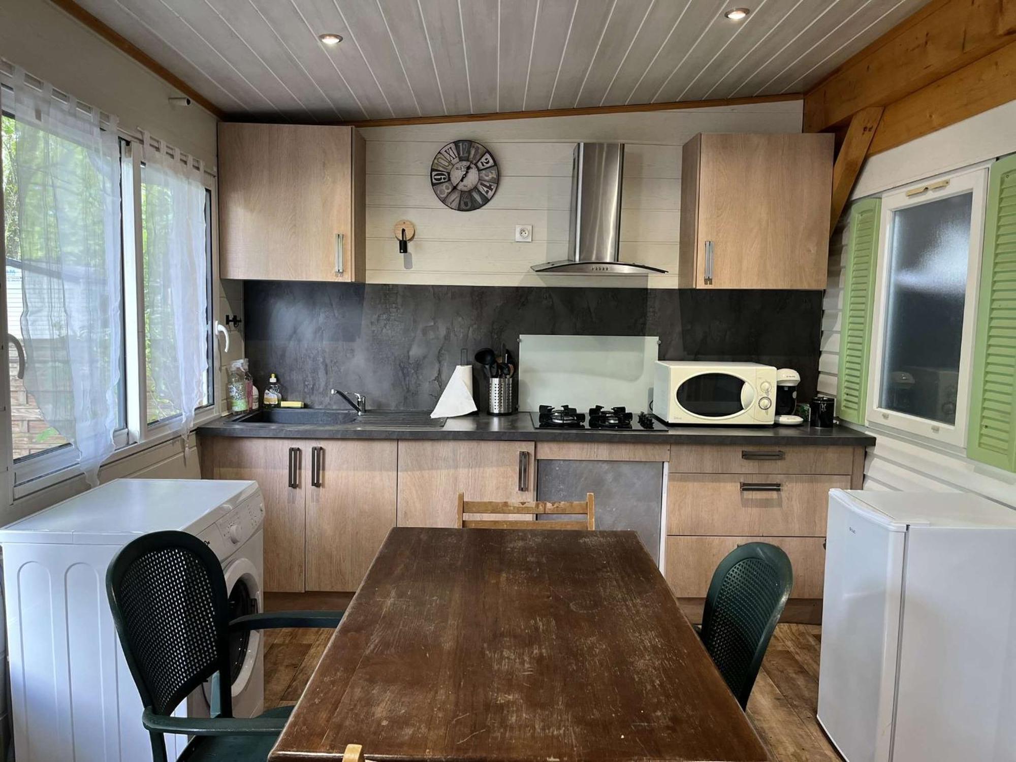 Mobil 4 Personnes Campingplatz Nances